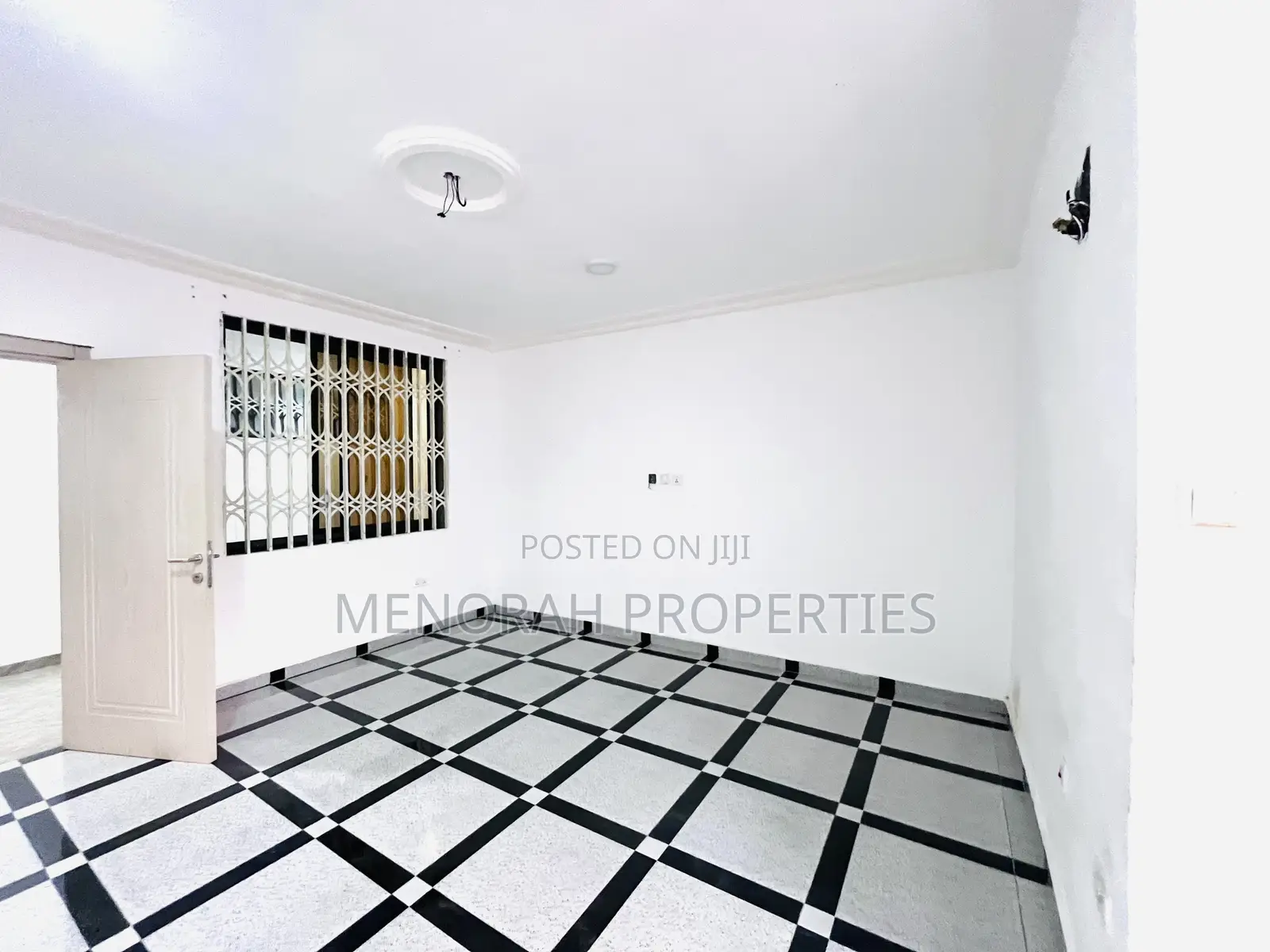 2bdrm Apartment in Adenta Amrahia for rent