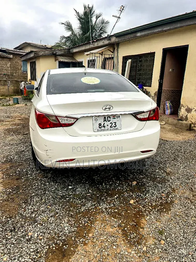 Hyundai Sonata 2012 White