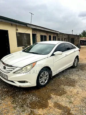 Hyundai Sonata 2012 White