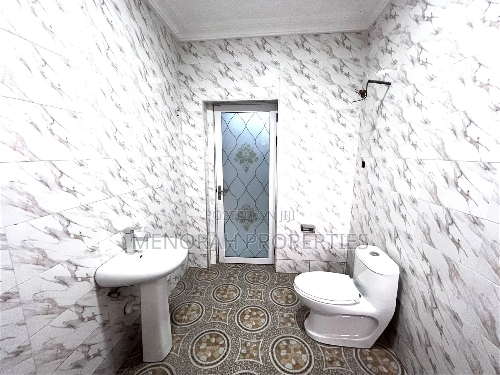 2bdrm Apartment in Adenta Amrahia for rent