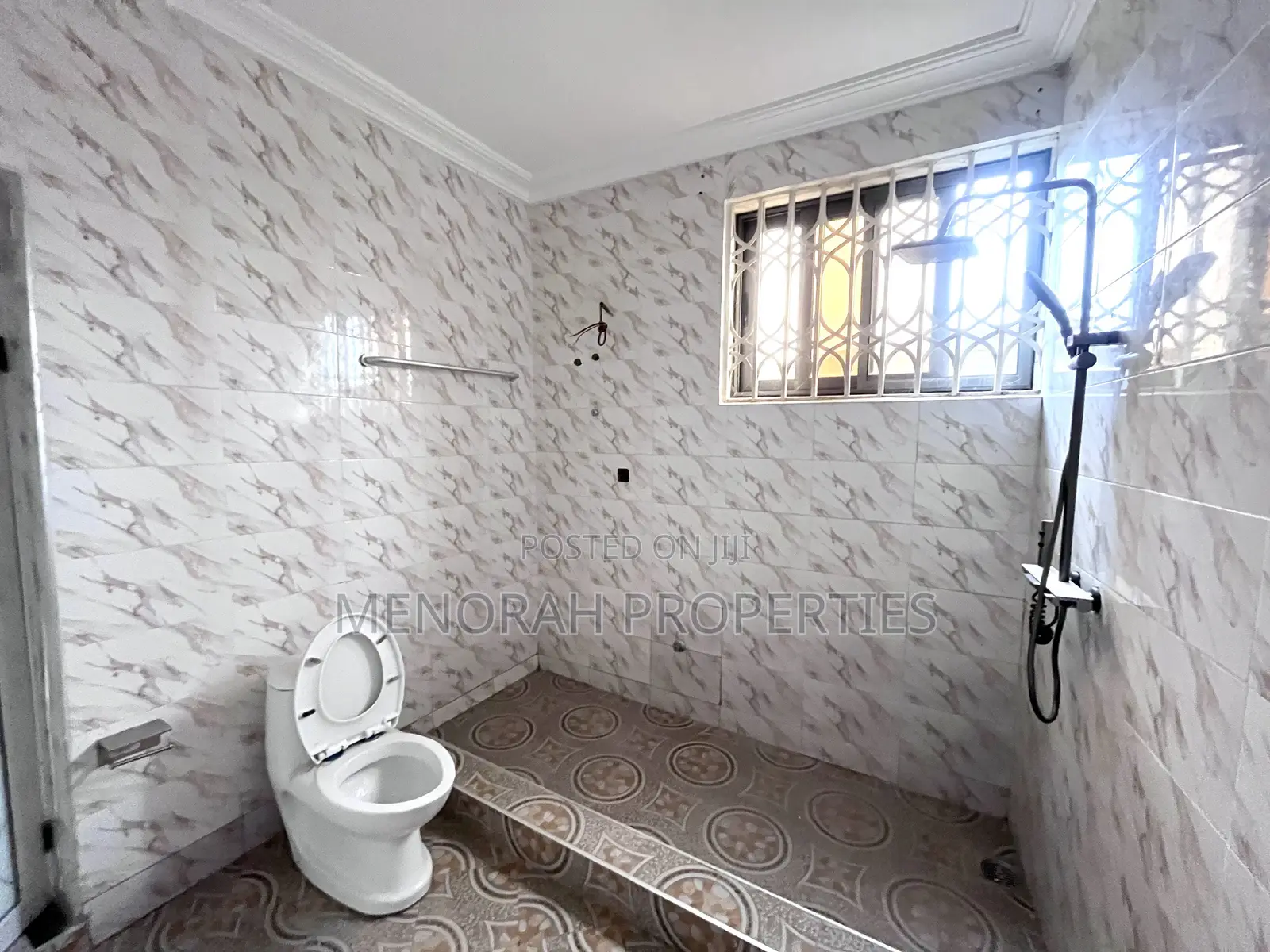 2bdrm Apartment in Adenta Amrahia for rent