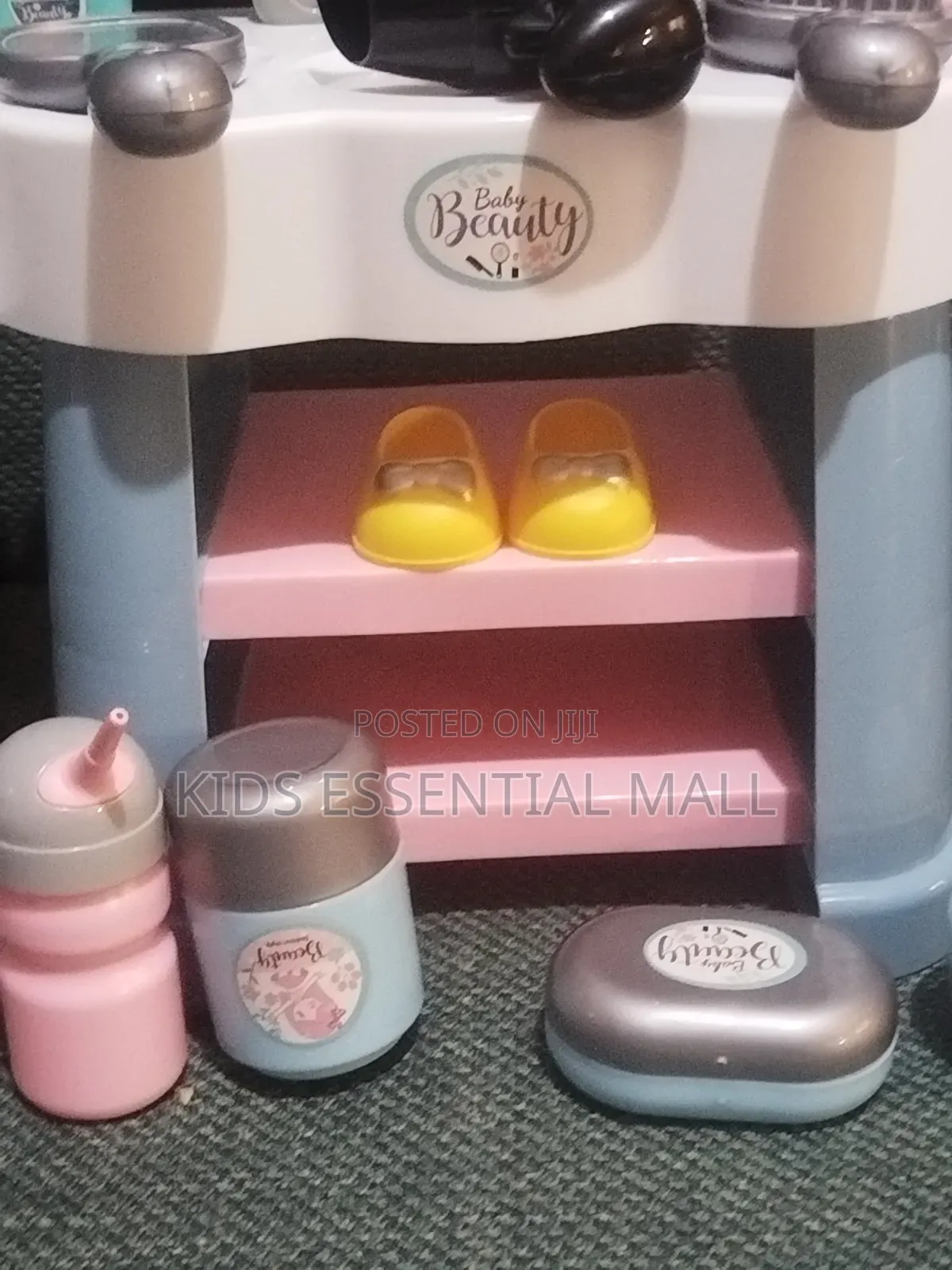Interactive Doll and Dressing Table With Accessories