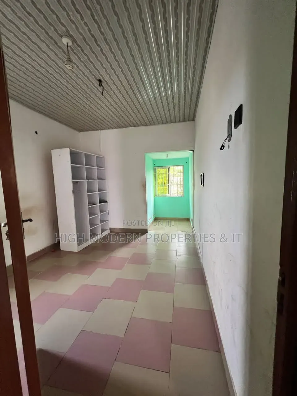 3bdrm Apartment in Teshe Okpoi Gonno, New Town for rent