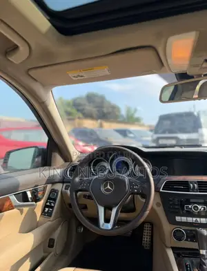 Mercedes-Benz C250 2014 White