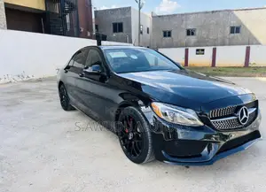 Mercedes-Benz C300 Base 4Matic Sedan AWD (2.0L 4cyl 7A) 2017 Black