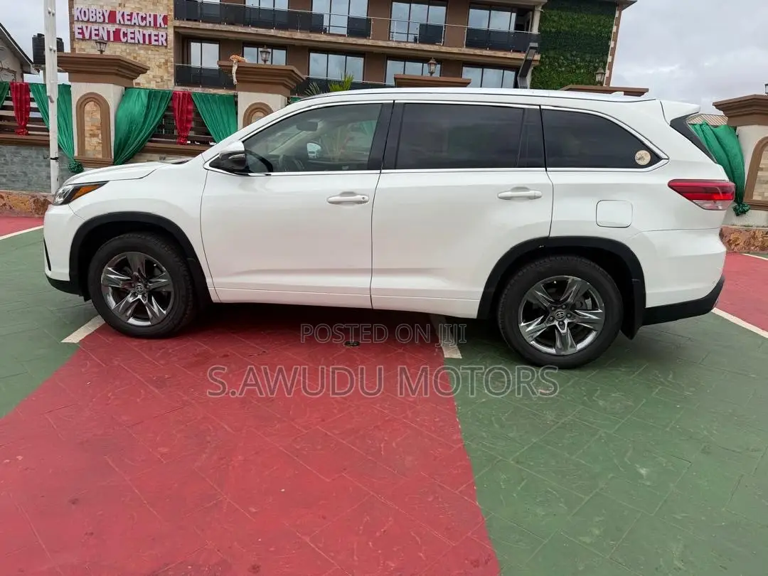 Toyota Highlander Limited Platinum 2019 White