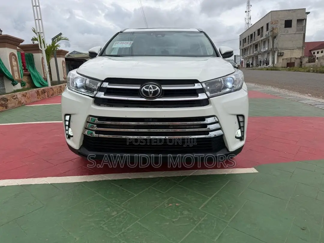 Toyota Highlander Limited Platinum 2019 White