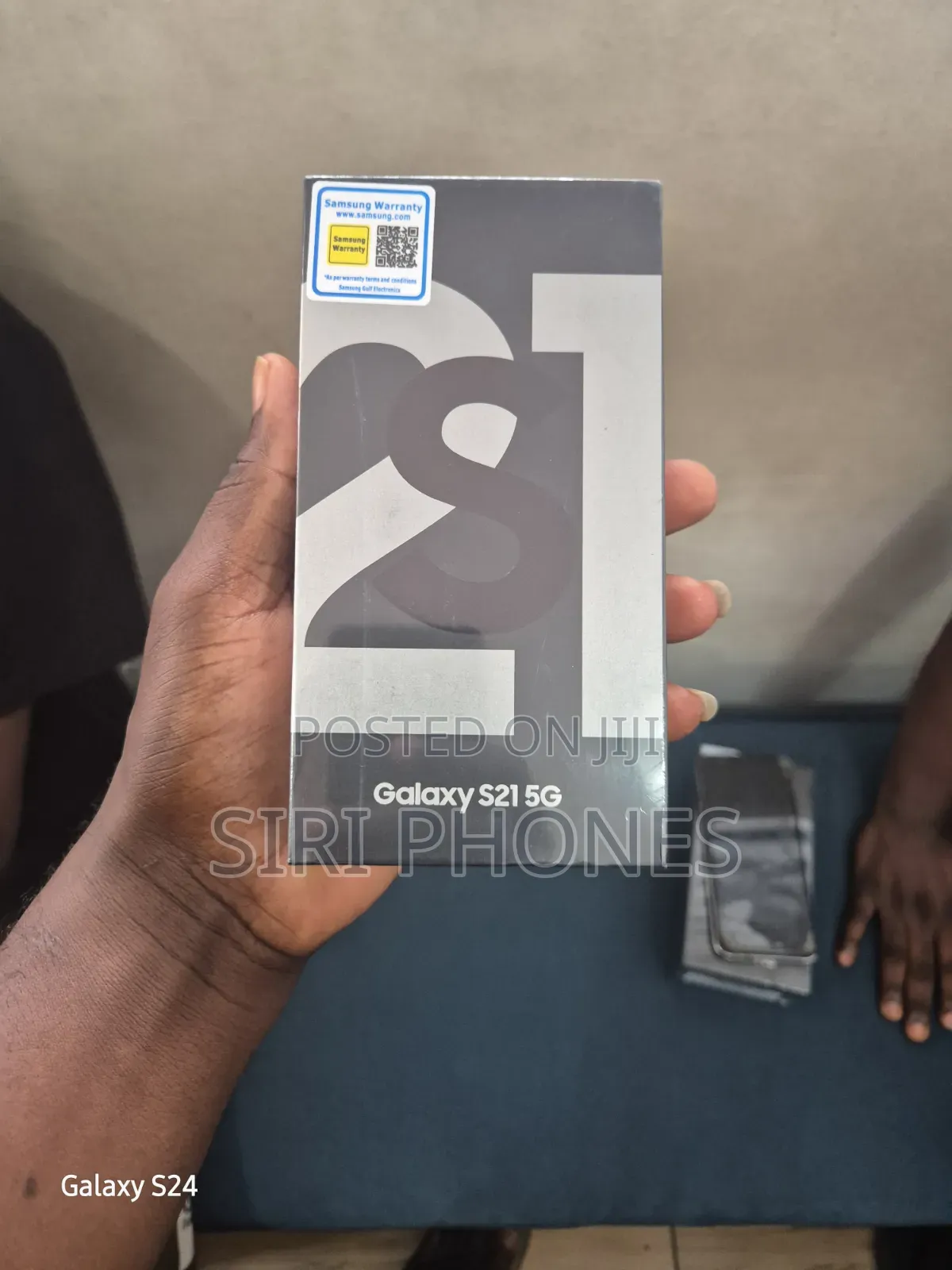 New Samsung Galaxy S21 5G 256 GB Black