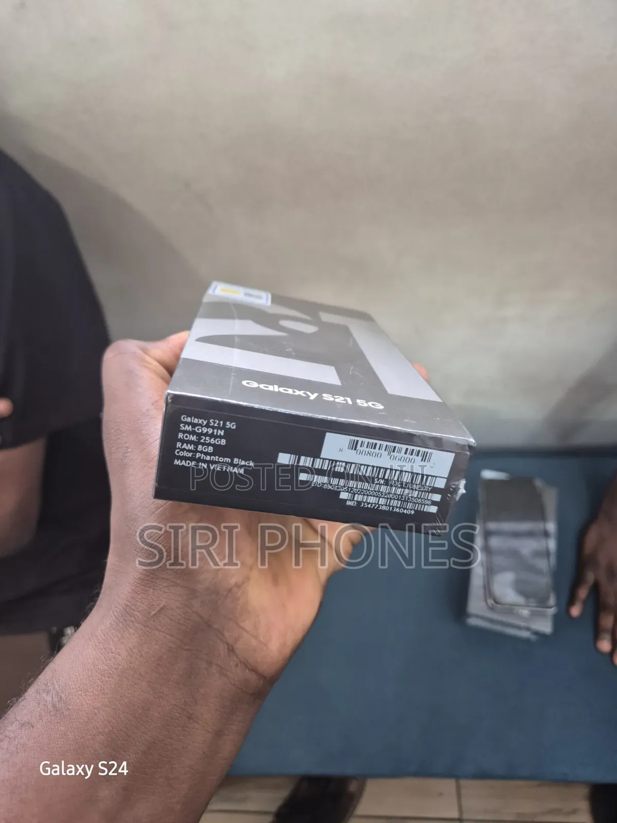 New Samsung Galaxy S21 5G 256 GB Black