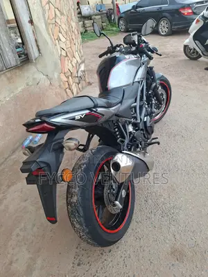 Suzuki 2023 Black