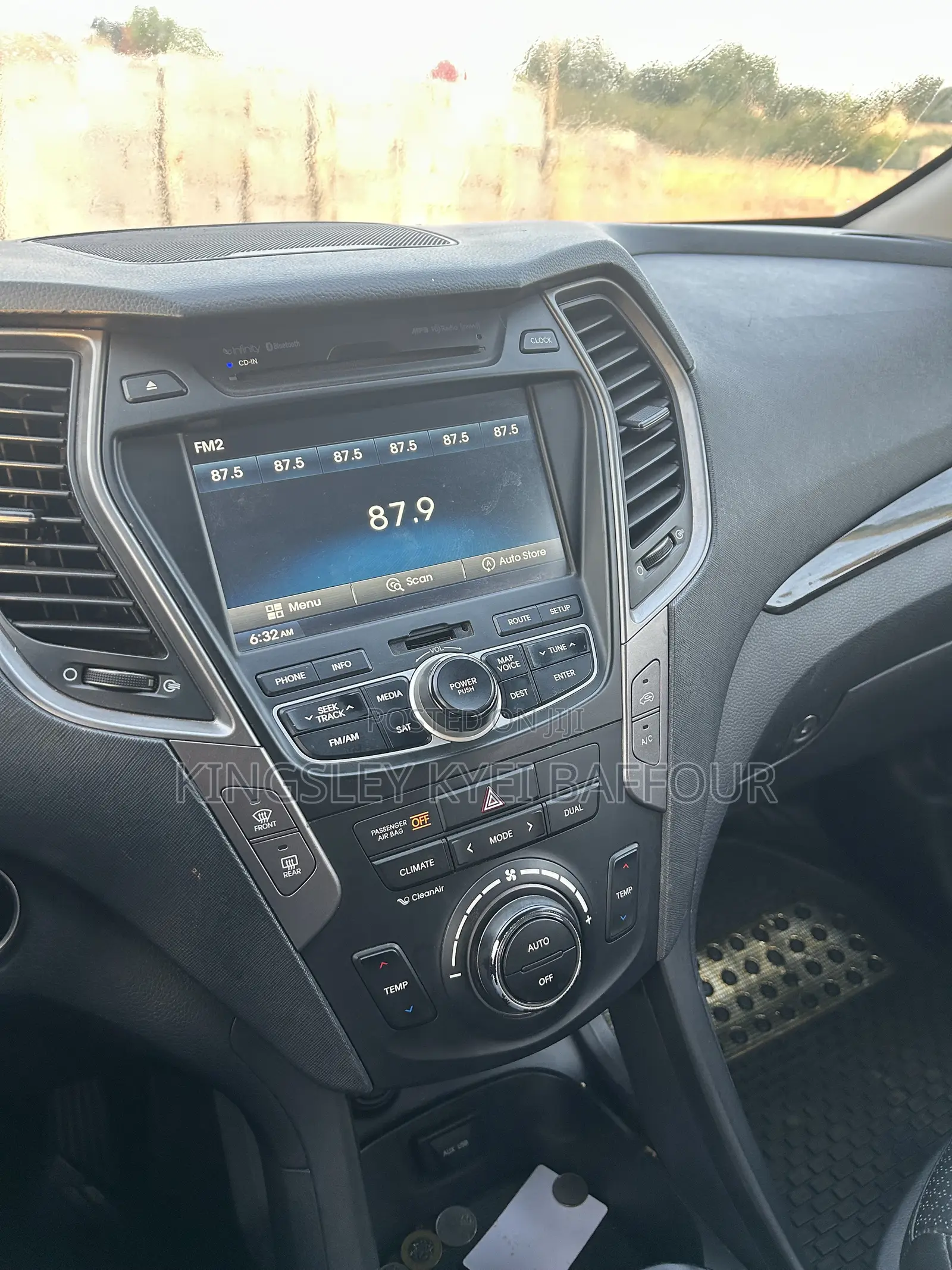 Hyundai Santa Fe 2015 Black