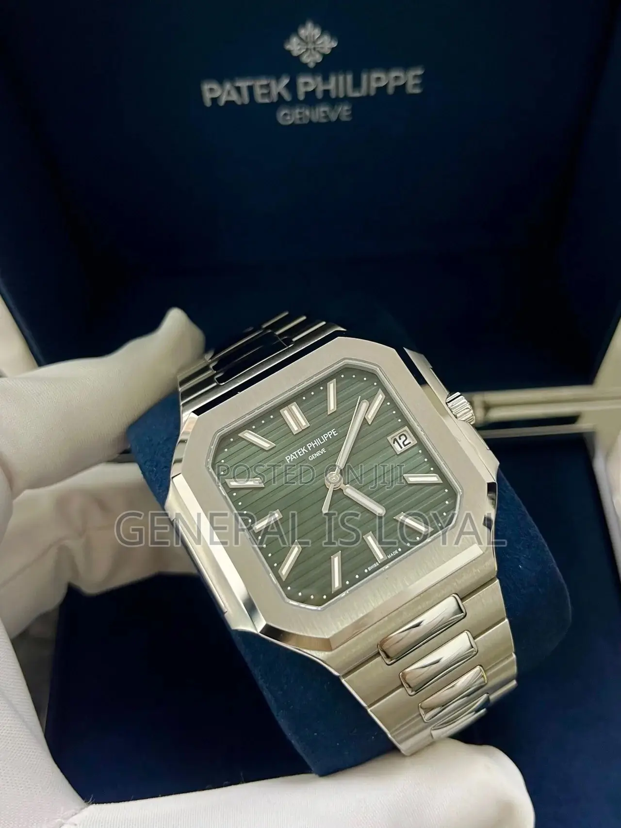 Patek Philippe Cubitus Automatic 45mm 5821 Stainless Steel Green Dial
