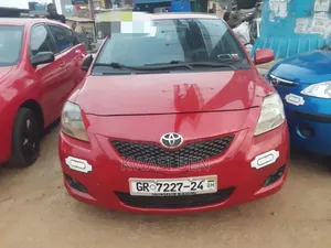 Toyota Yaris 2010 Red