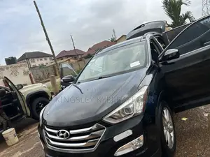 Hyundai Santa Fe 2015 Black