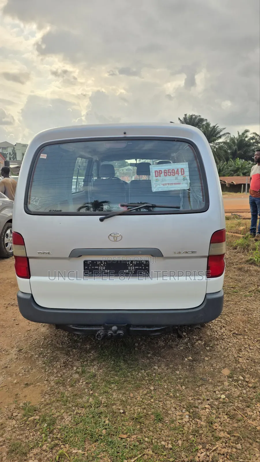 Toyota HiAce 2009 White
