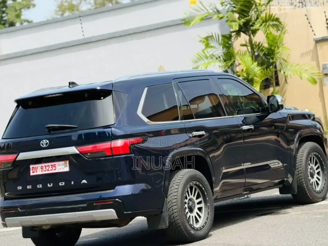 Toyota Sequoia Capstone 4WD 2023 Black
