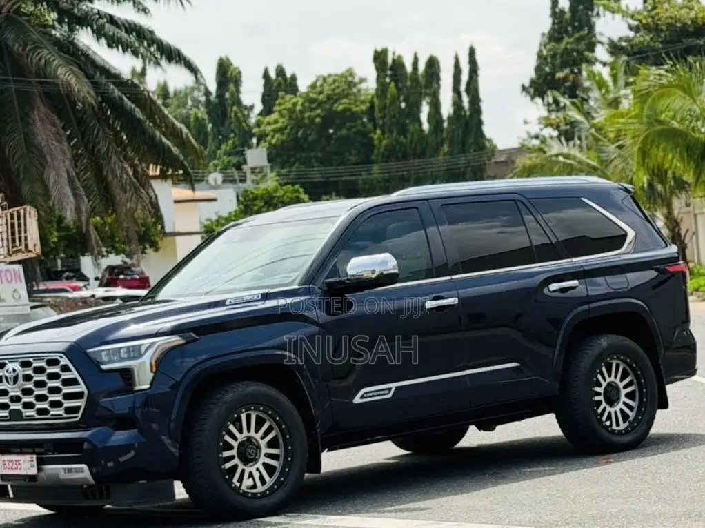Toyota Sequoia Capstone 4WD 2023 Black