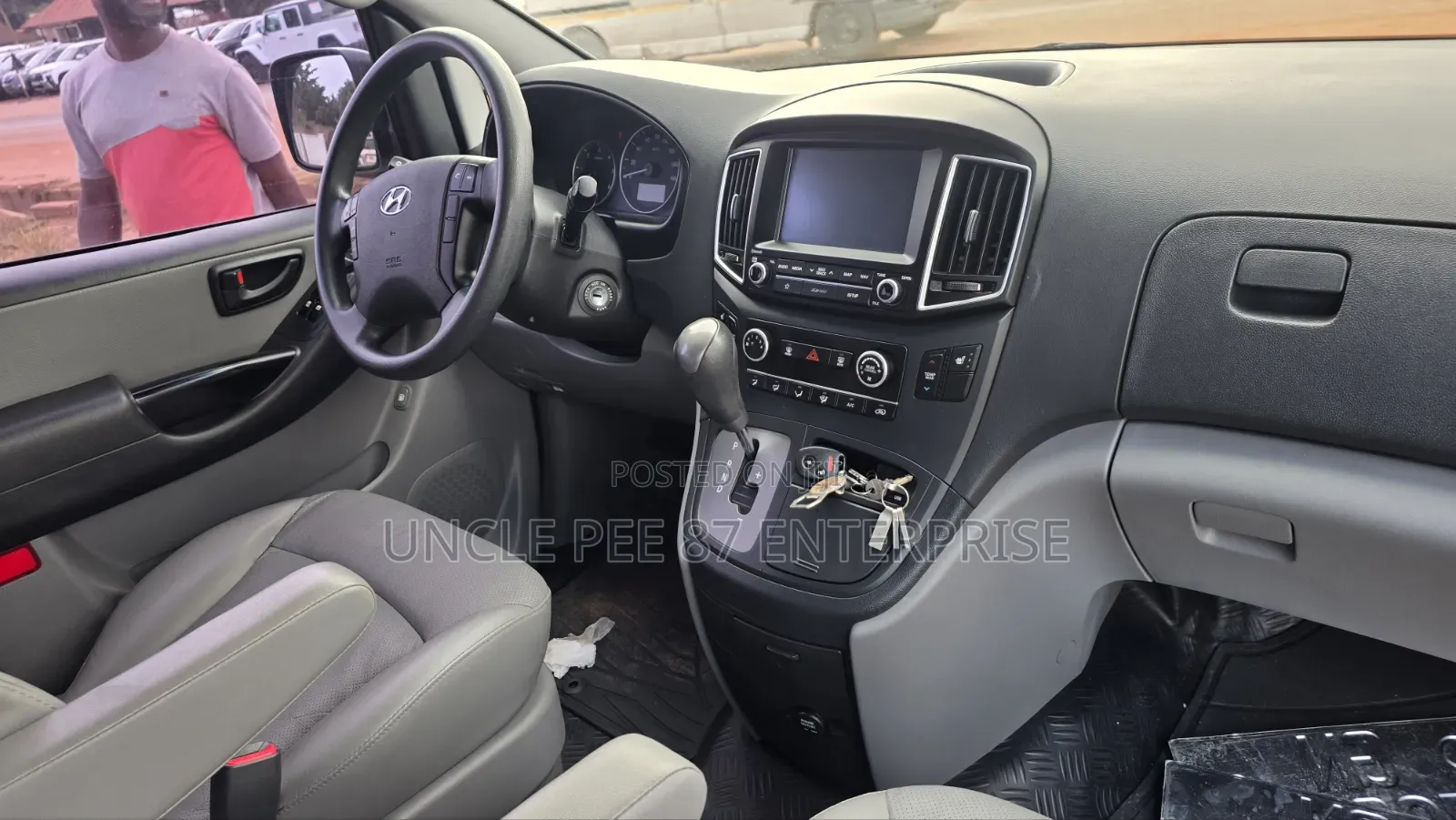 Hyundai Starex 2018 Silver