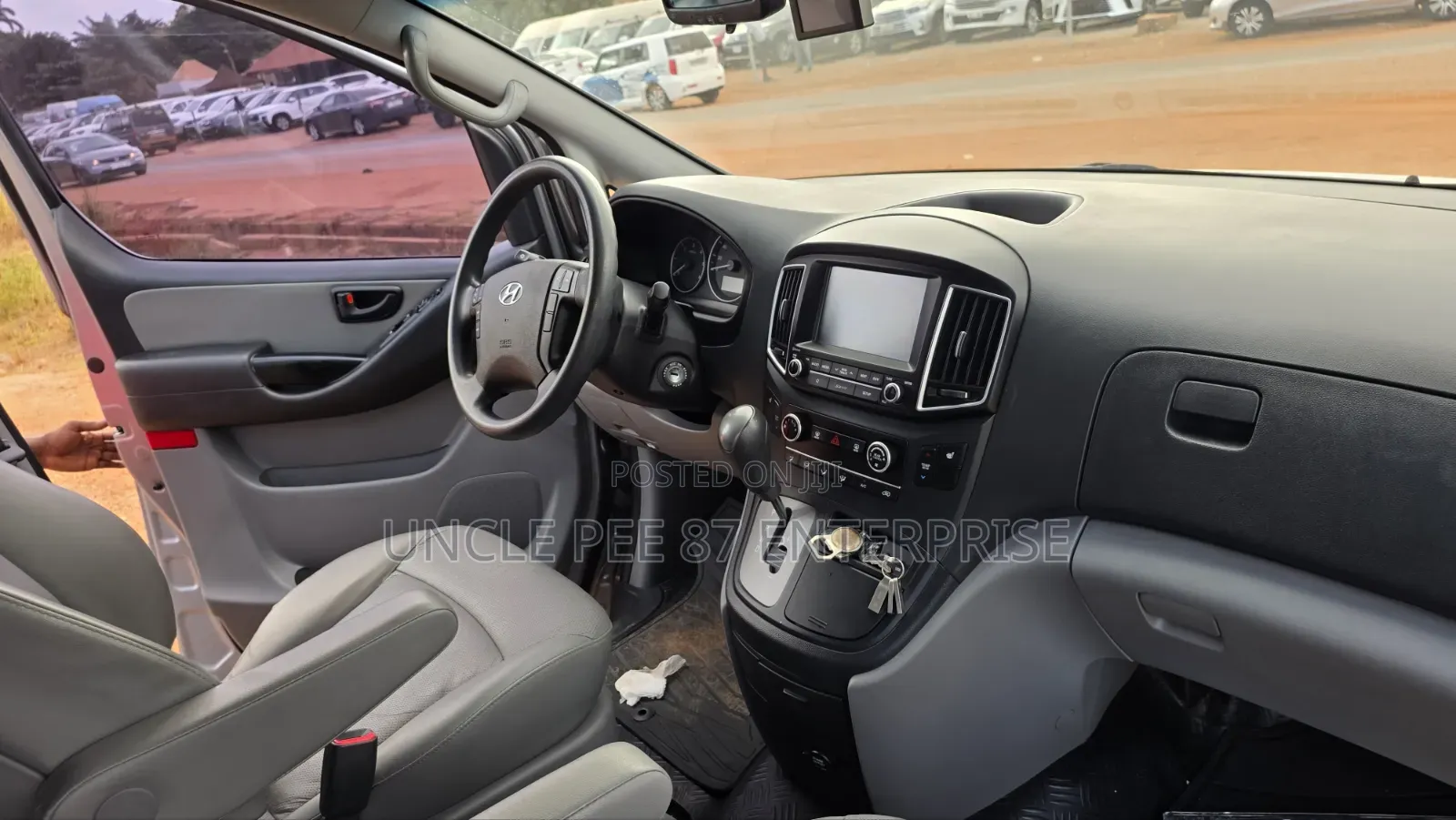 Hyundai Starex 2018 Silver