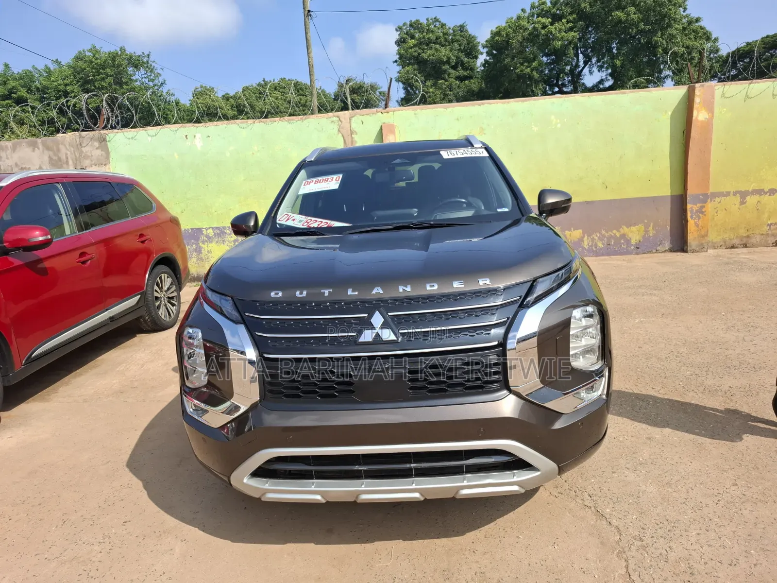 Mitsubishi Outlander 2024 Brown