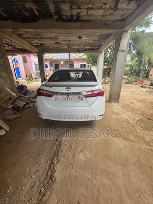 Toyota Corolla 2015 White