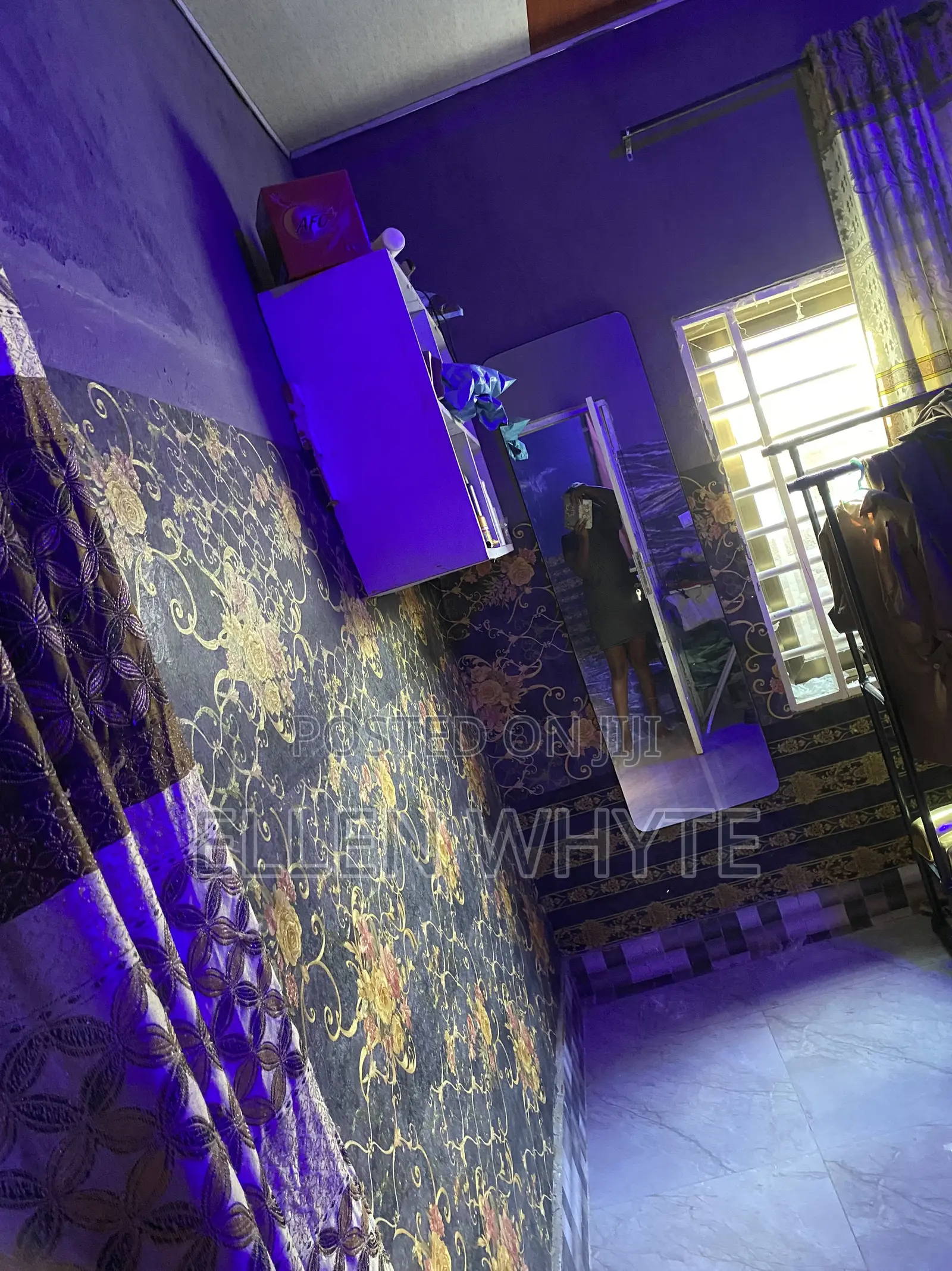 Furnished Mini Flat in Exhibition for sale