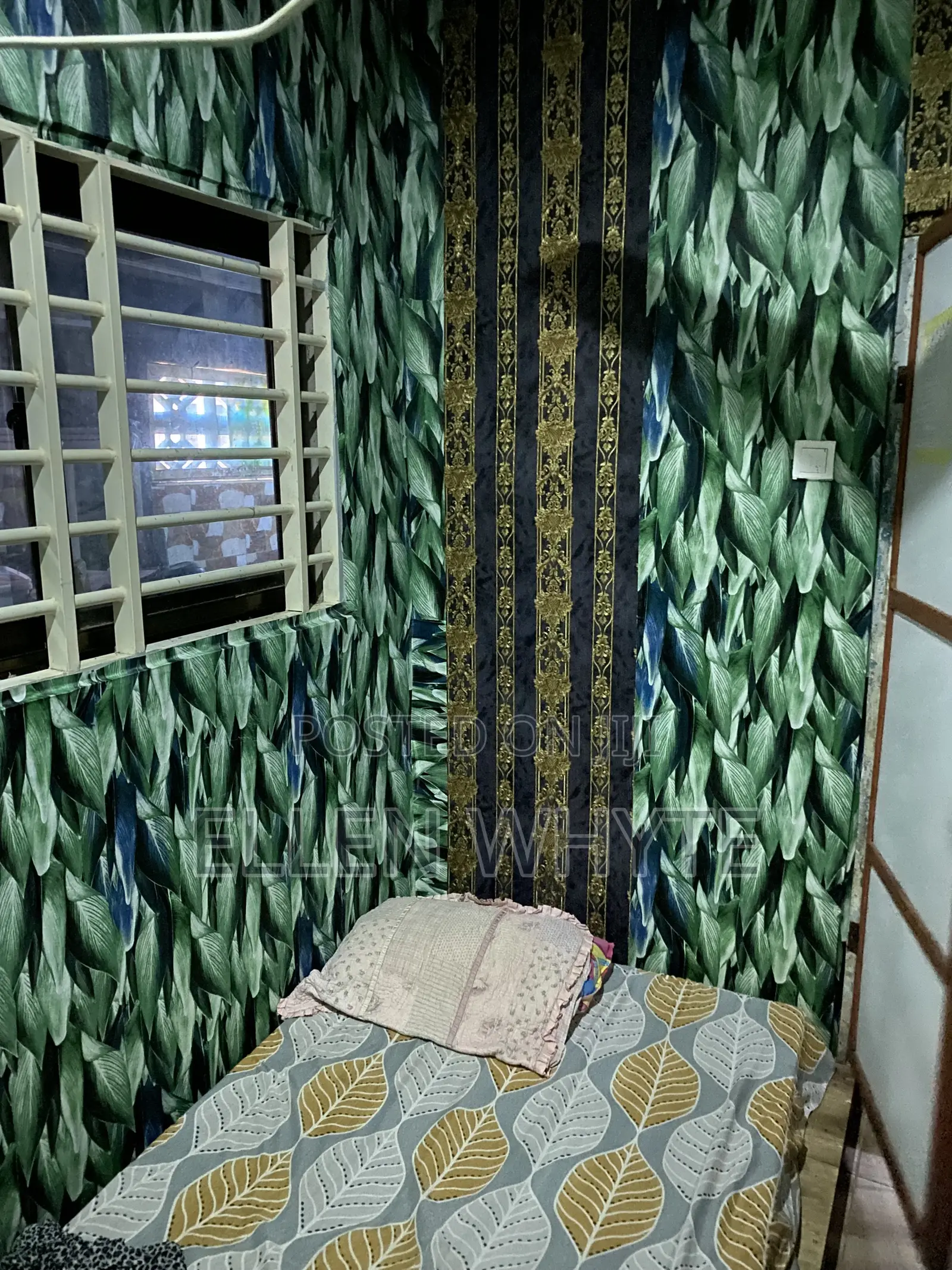 Furnished Mini Flat in Exhibition for sale