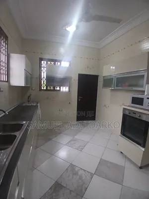 3bdrm Apartment in Righteous Hands, School Area for rent