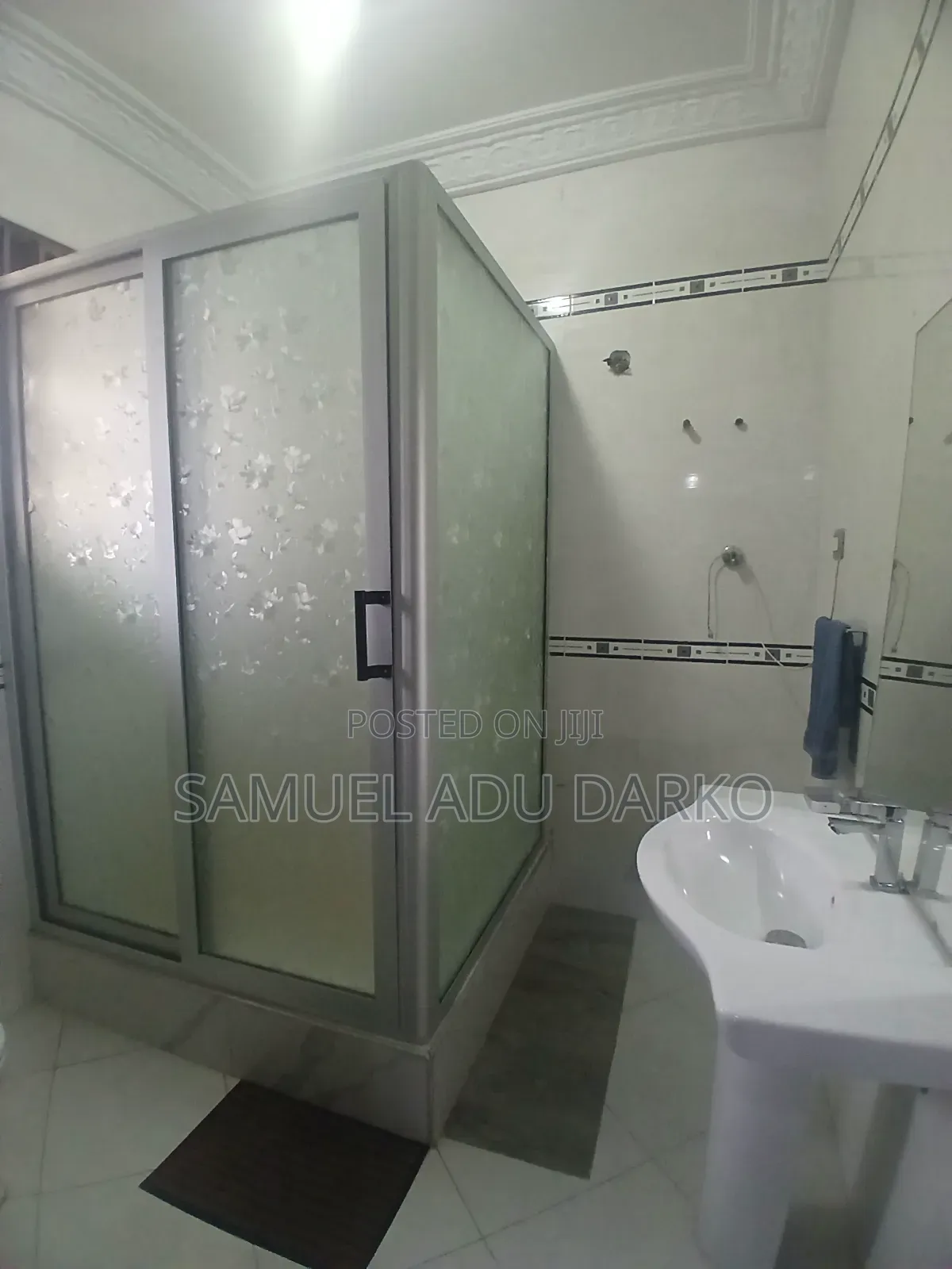 3bdrm Apartment in Righteous Hands, School Area for rent