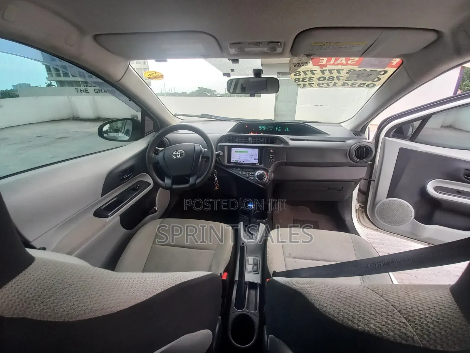 Toyota Aqua 2014 White