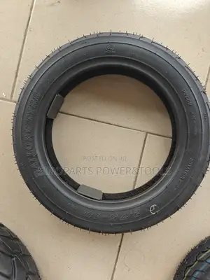 3.00-10 300-10 Tubeless Motorcycle Scooter Tyre