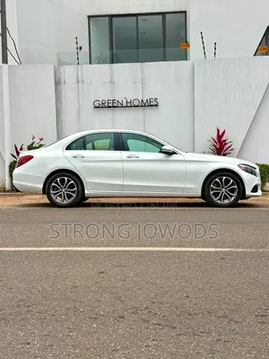 Mercedes-Benz C300 Luxury 4Matic Sedan AWD (2.0L 4cyl 7A) 2016 White