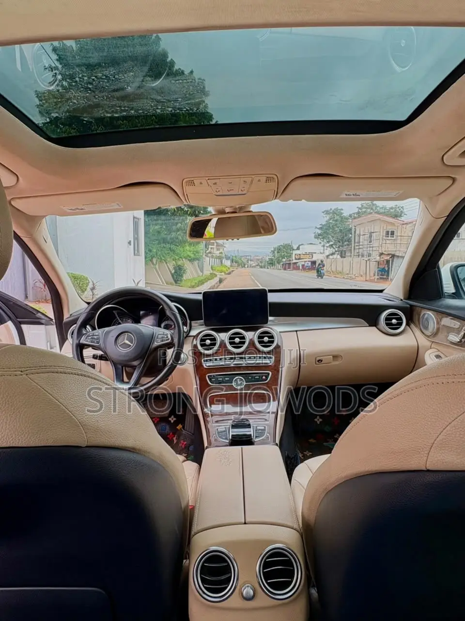 Mercedes-Benz C300 Luxury 4Matic Sedan AWD (2.0L 4cyl 7A) 2016 White