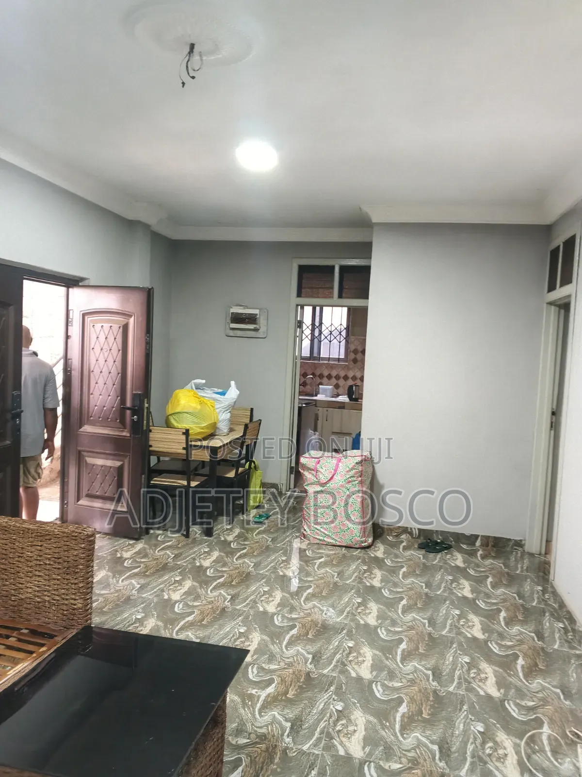 2bdrm Apartment in My Brother, New Town for rent