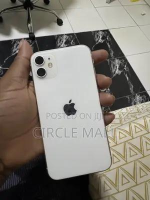Apple iPhone 11 128 GB White
