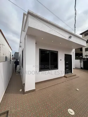 3bdrm Bungalow in Spintex Road Coastal, Coca Cola for rent