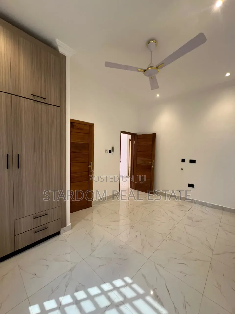 3bdrm Bungalow in Spintex Road Coastal, Coca Cola for rent