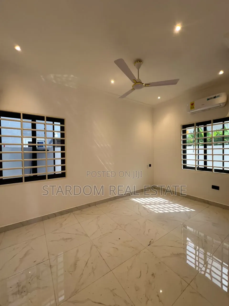 3bdrm Bungalow in Spintex Road Coastal, Coca Cola for rent