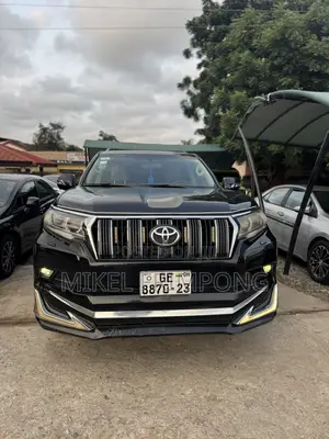 Toyota Land Cruiser Prado 2.7 2022 Black