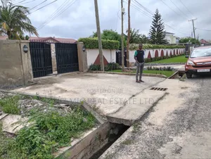 3bdrm Duplex in Haatso Bohye, Asore Junction for sale