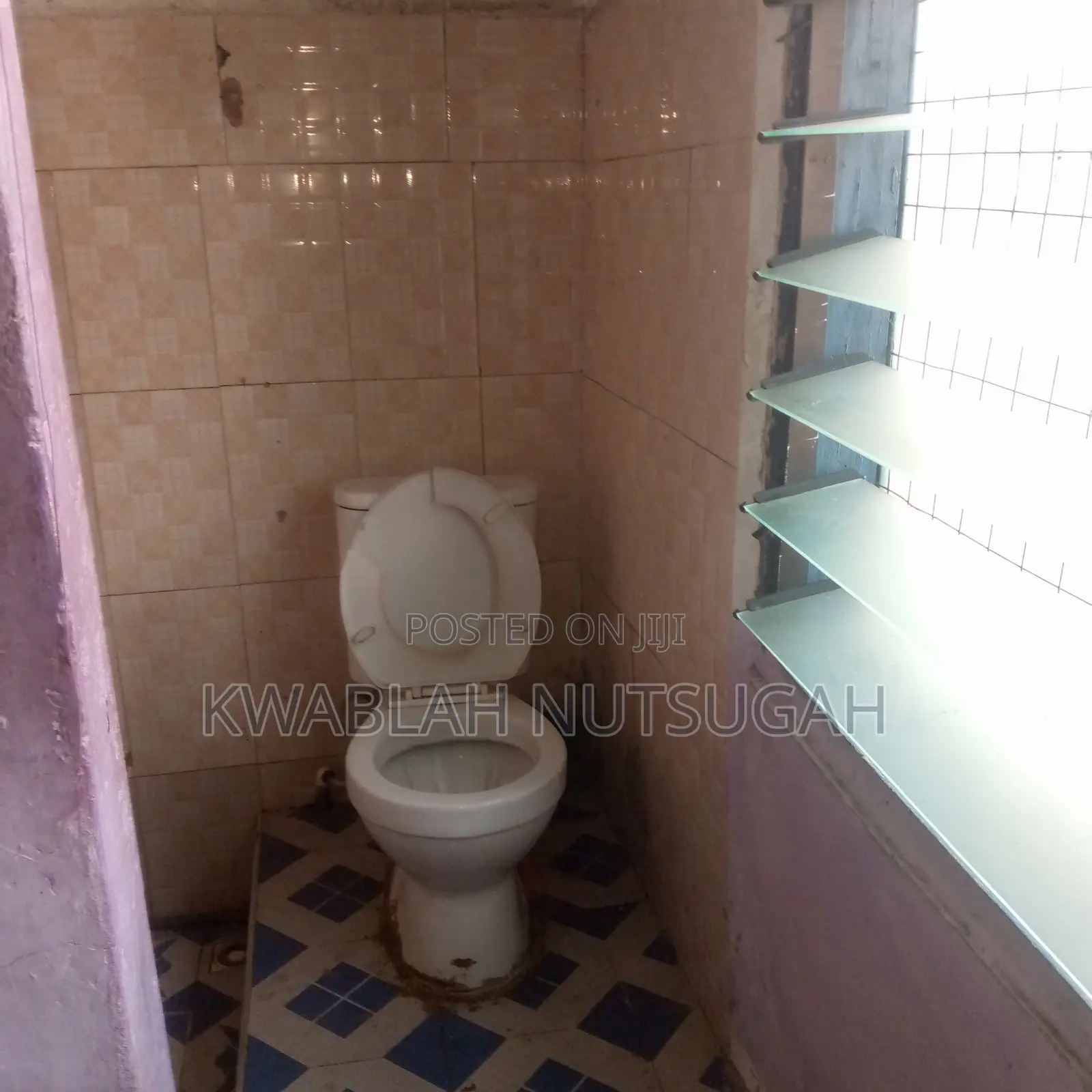 1bdrm Room & Parlour in Cold Store for rent