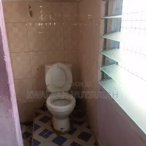 1bdrm Room & Parlour in Cold Store for rent