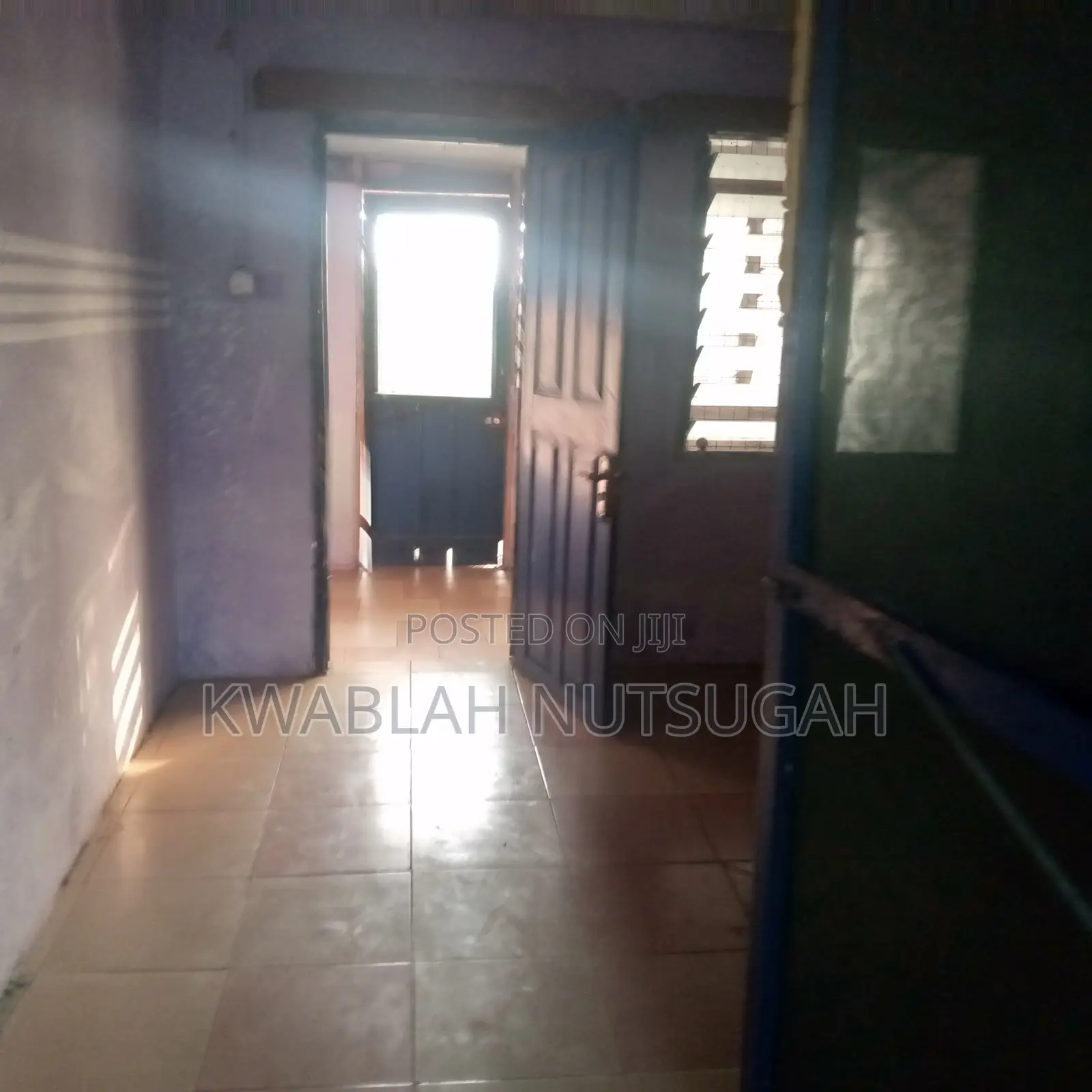1bdrm Room & Parlour in Cold Store for rent