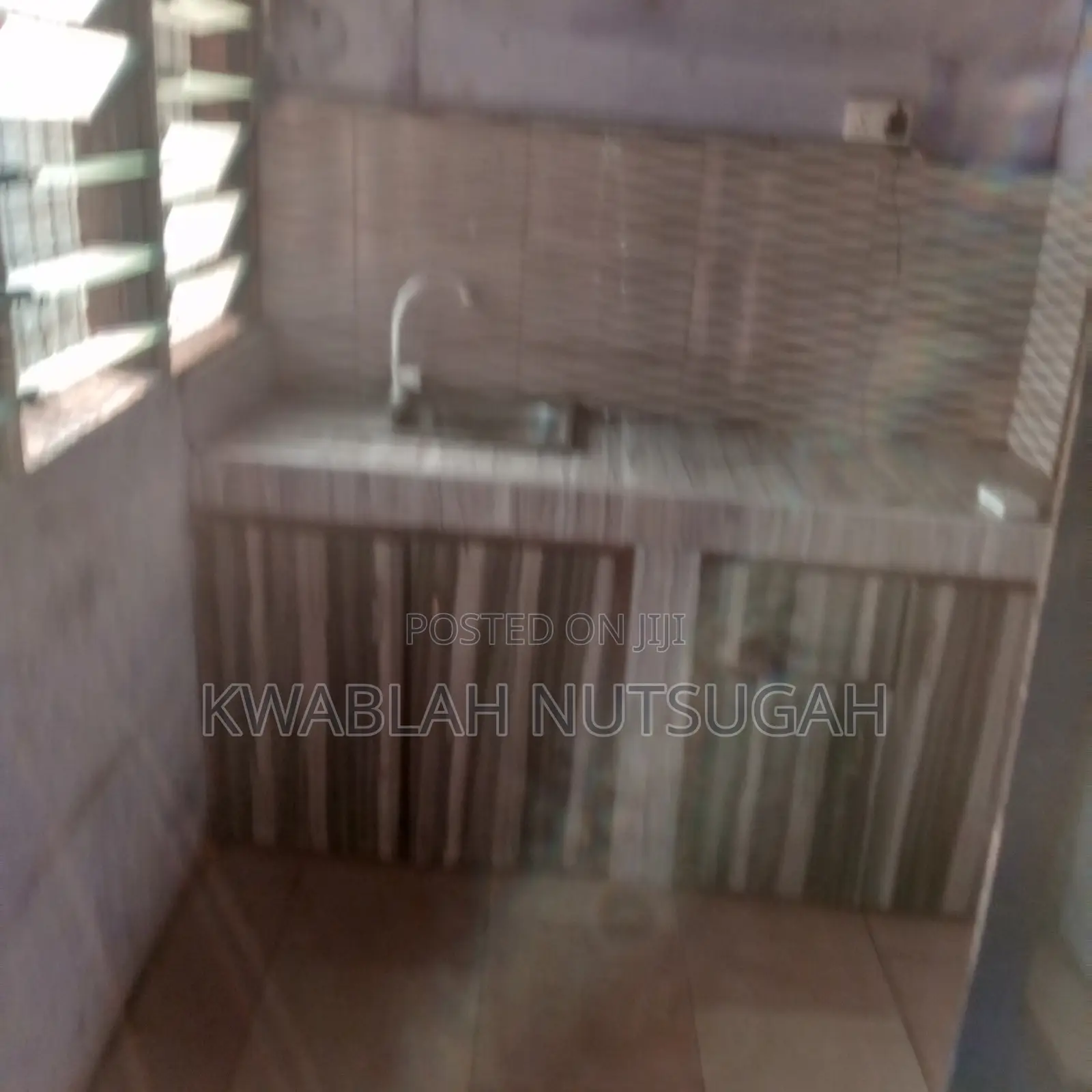 1bdrm Room & Parlour in Cold Store for rent