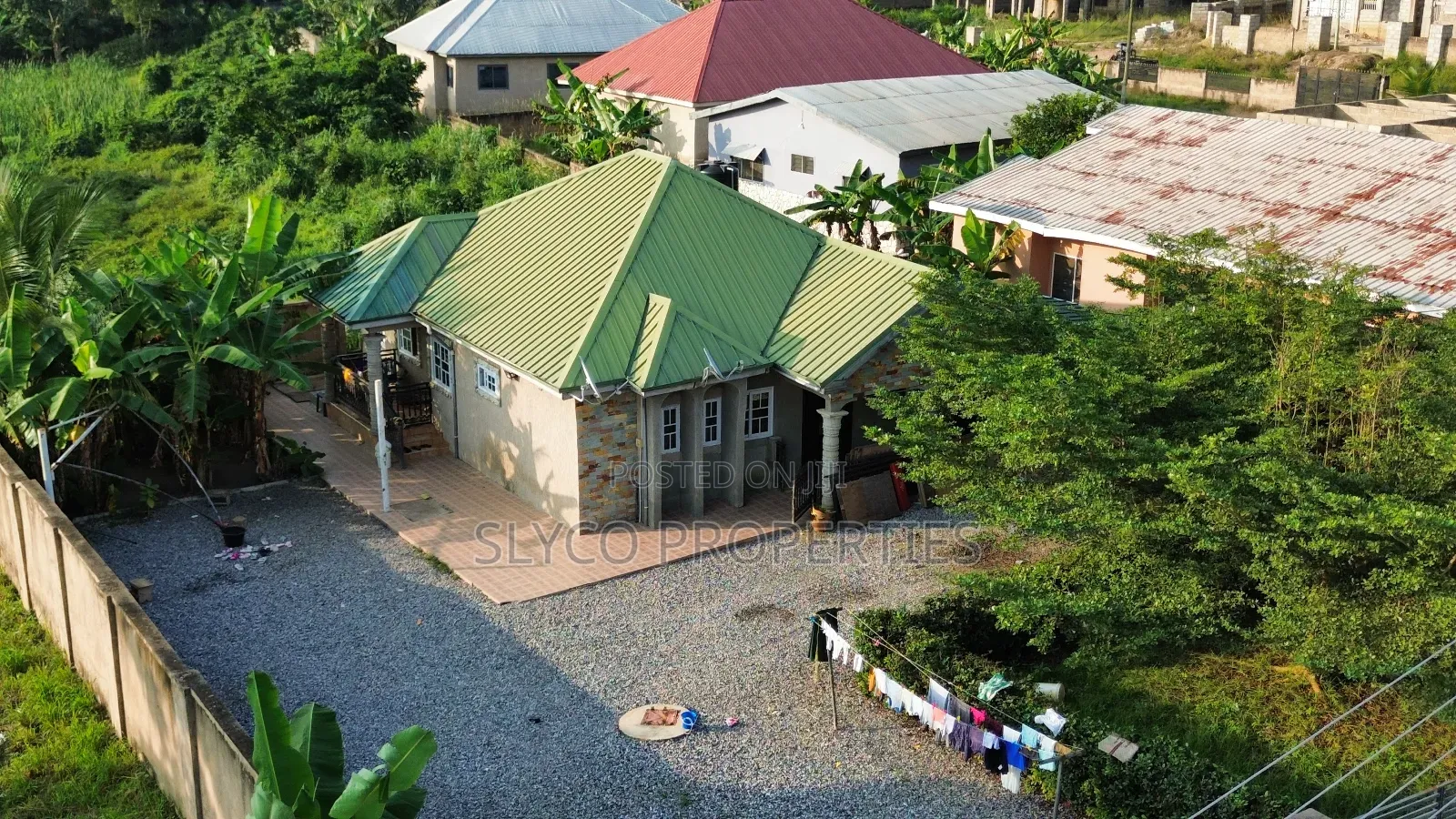 3bdrm House in Koforidua Apenkwa, New-Juaben Municipal for sale