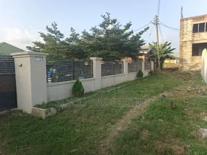 3bdrm House in Koforidua Apenkwa, New-Juaben Municipal for sale