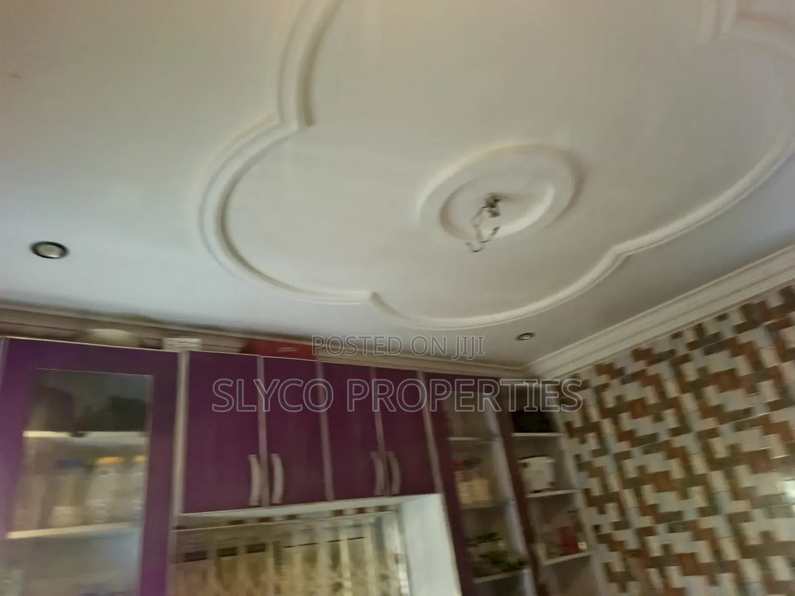 3bdrm House in Koforidua Apenkwa, New-Juaben Municipal for sale