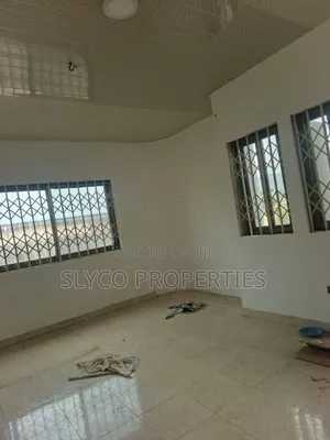 3bdrm House in Koforidua Trom, New-Juaben Municipal for sale