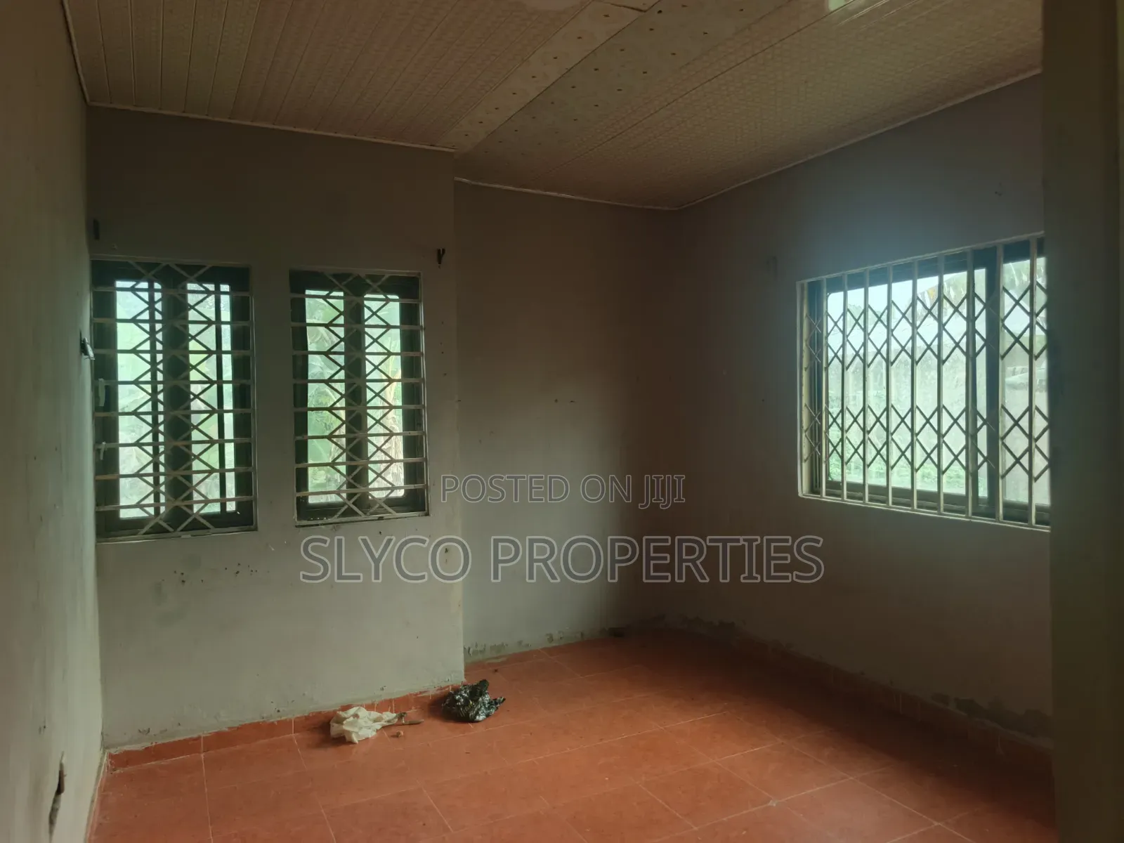 3bdrm House in Koforidua Trom, New-Juaben Municipal for sale
