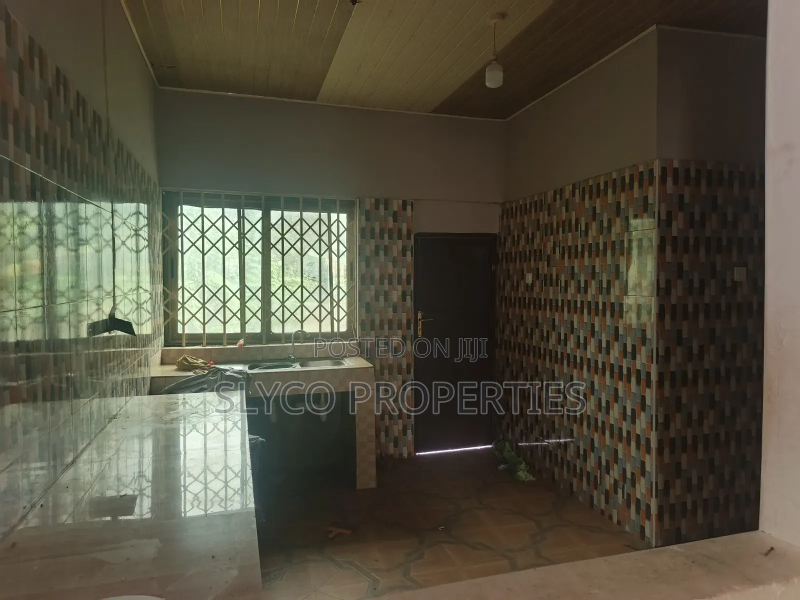 3bdrm House in Koforidua Trom, New-Juaben Municipal for sale